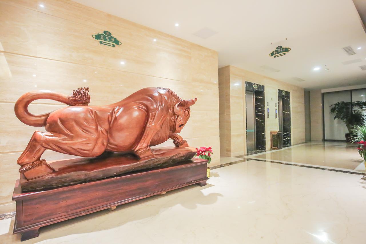 Xin Jue Jiayi Airport And International * Thượng Hải