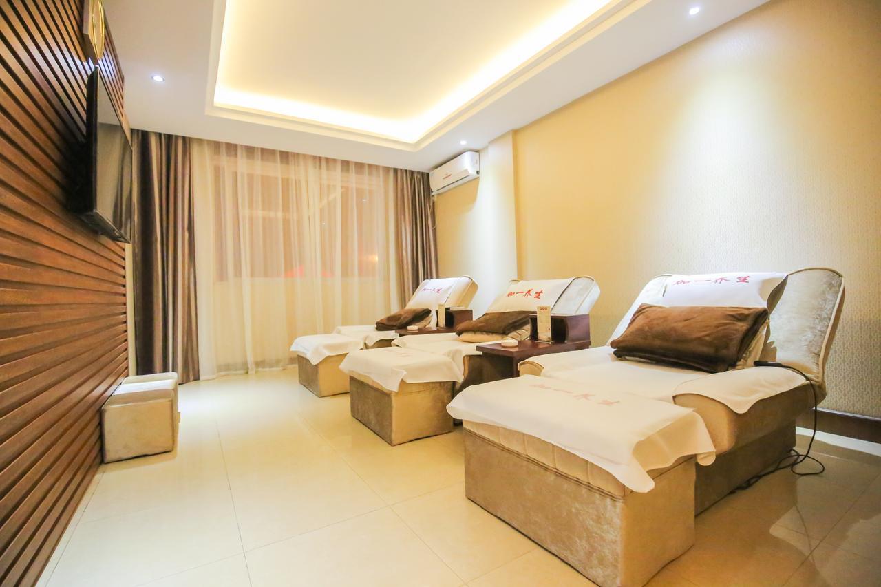 Xin Jue Jiayi Airport And International * Thượng Hải