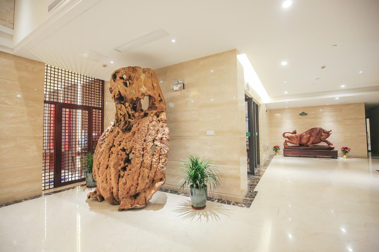 Xin Jue Jiayi Airport And International * Thượng Hải